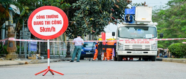 Biển báo công trình hình tròn